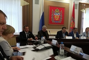 Сельхозпредприятия и медучреждения ждет послабление